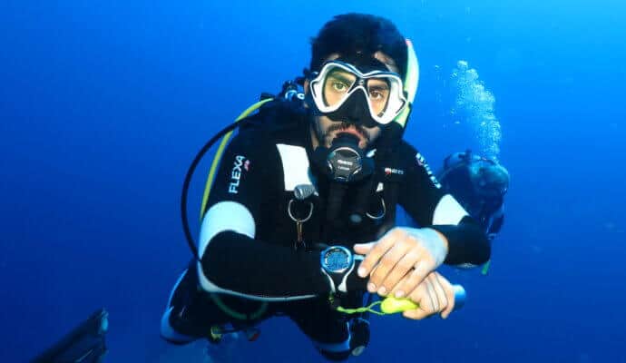 Al Shorouk wreck, facts about scuba diving