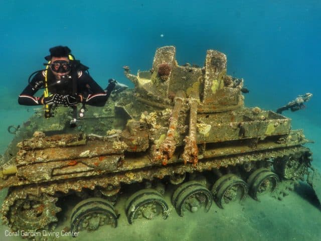 Underwater tank Duster M42 aqaba